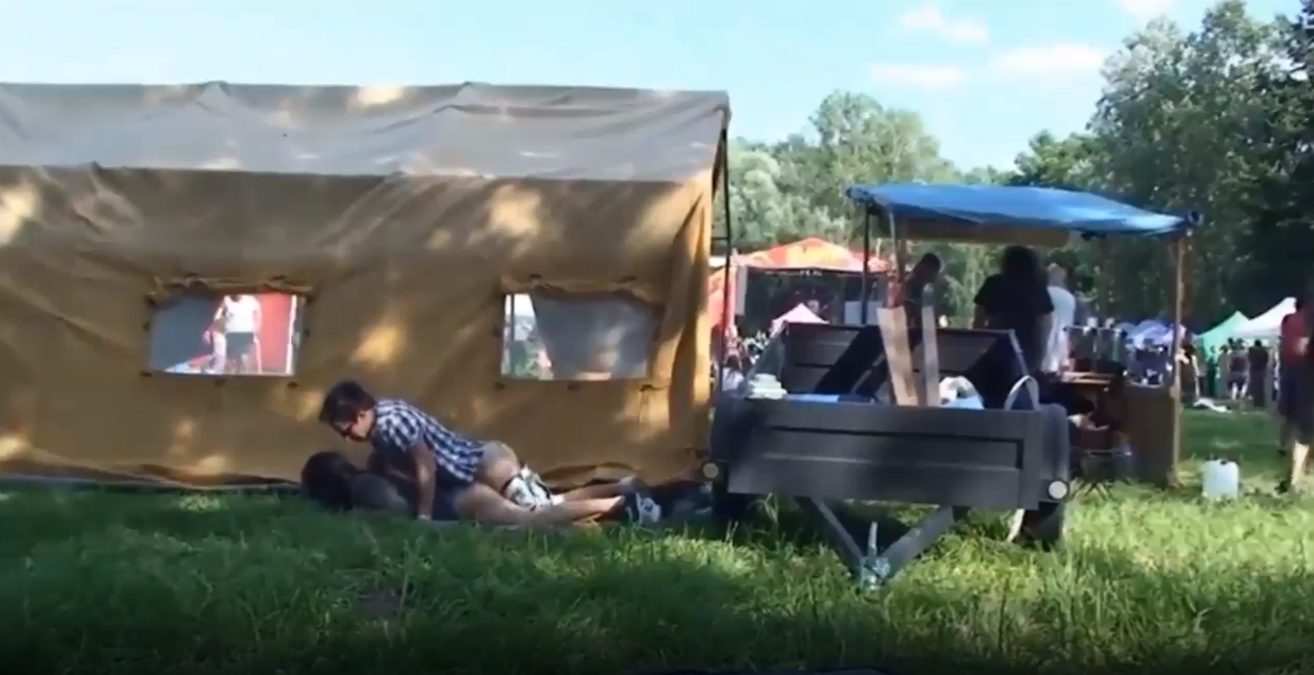 Česi mrdaj na festivalu 🤦♀️😃😃